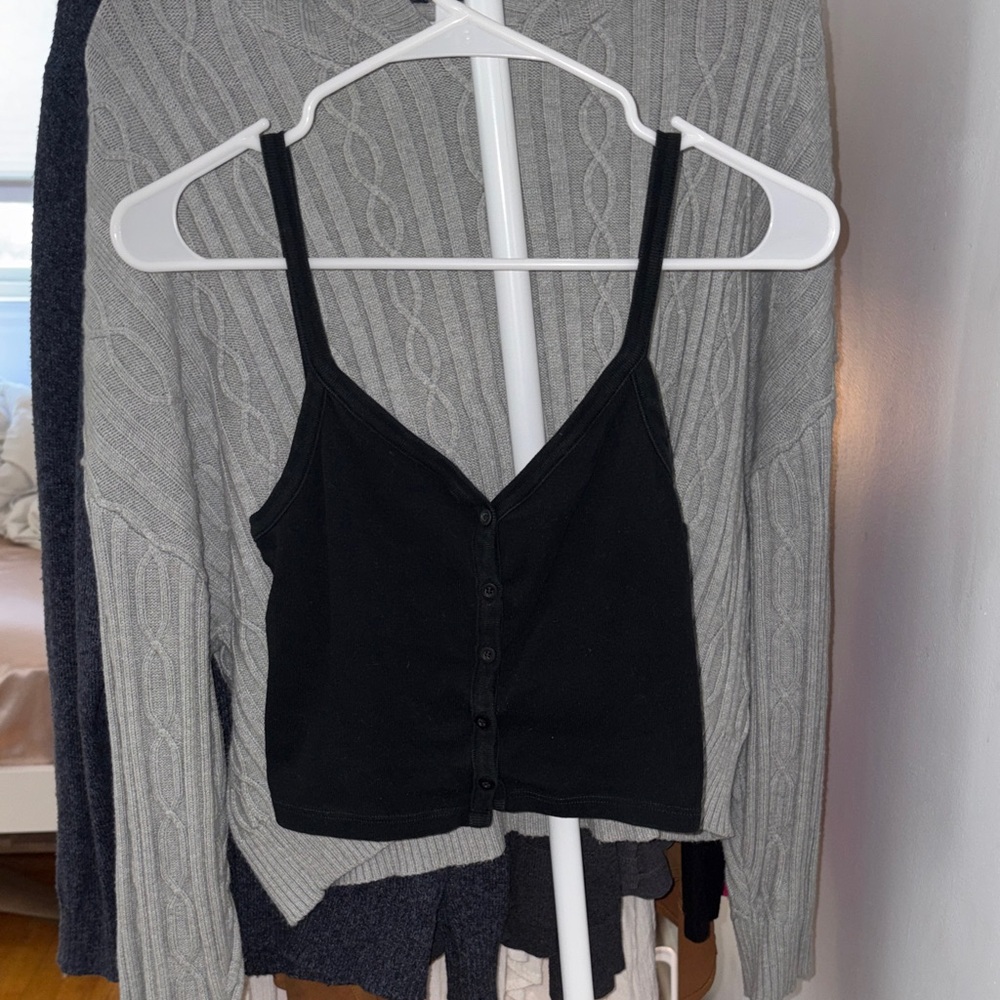 Brandy Melville Black Ribbed Button-Up Cropped Tank